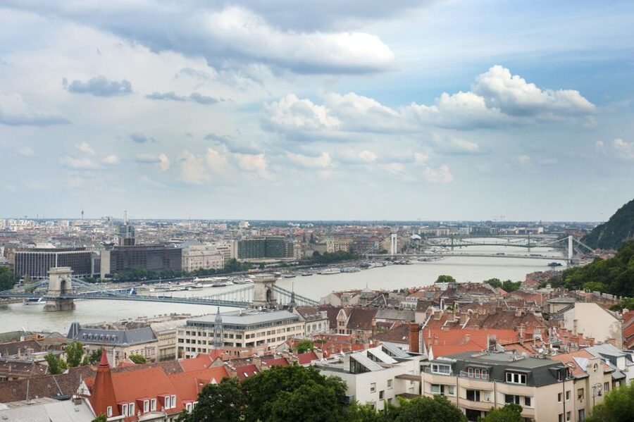3-Hour Orientation Walking Tour of Buda and Pest - Matthias Church in Buda: When Architecture Feels Like a Time Machine