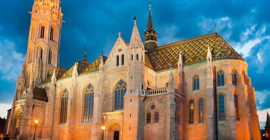 3-Hour Orientation Walking Tour of Buda and Pest - Saint Stephens Basilica Again, Plus the Tower Climb: The Payoff at the Start and End