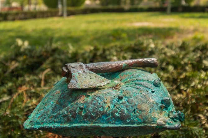 4 hours long private walking tour in Budapest - Should You Book This Private Walking Tour?