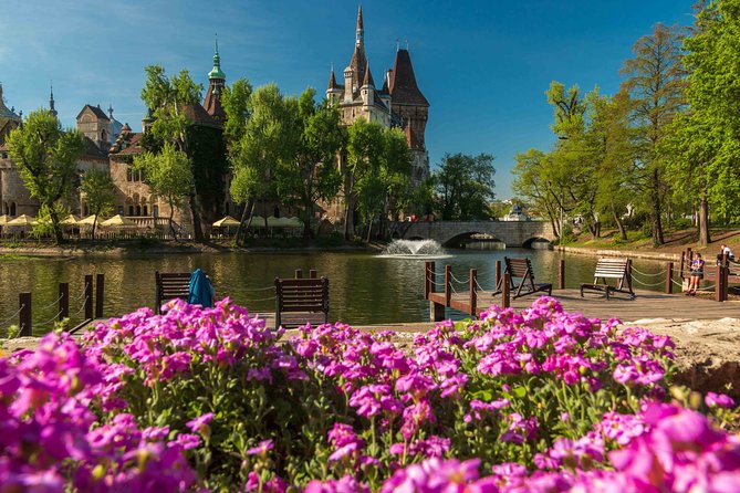 4 hours long private walking tour in Budapest - City Park Warm-up: Szechenyi Baths and Vajdahunyad Castle