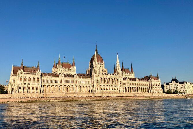8-hour private Budapest city tour by car / minivan - How the private 8-hour format actually helps in Budapest