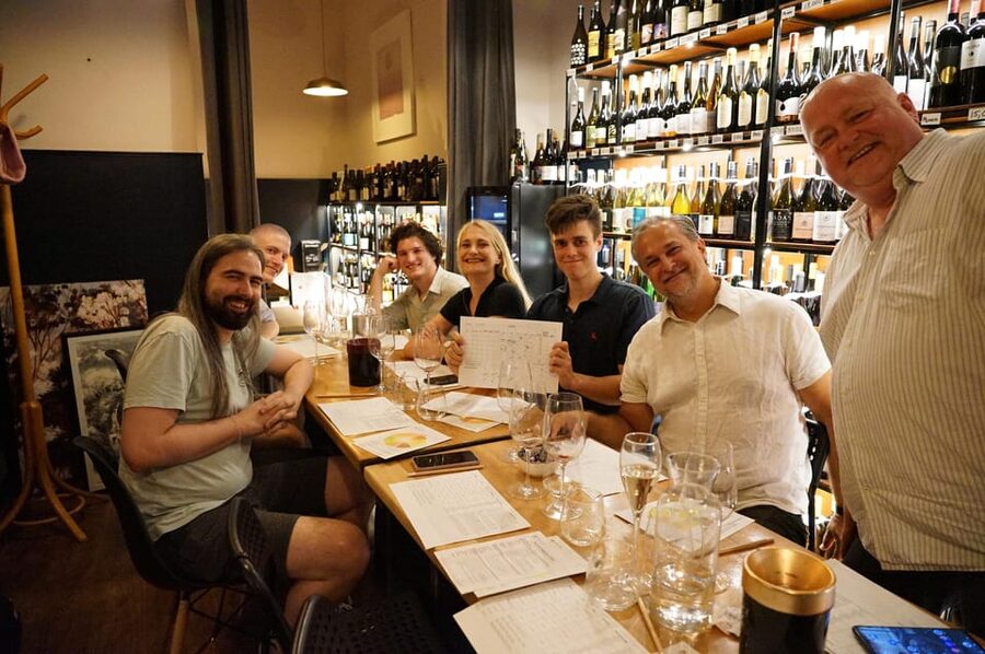 8-Tier Hungarian Wine Tasting in a Cozy Downtown Wine Bar - Should you book Bortodoor’s 8-wine tasting?