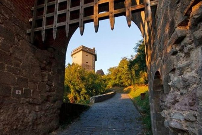 Along the shore of Danube river, private tour - Why Danube Bend makes a great private day trip from Budapest