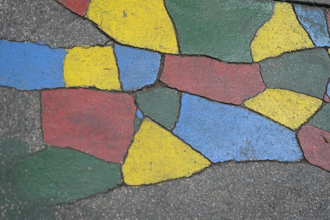 Alternative Street Art Free Walking Tour of Budapest - Szimpla Kert finish: your ruin bar reward