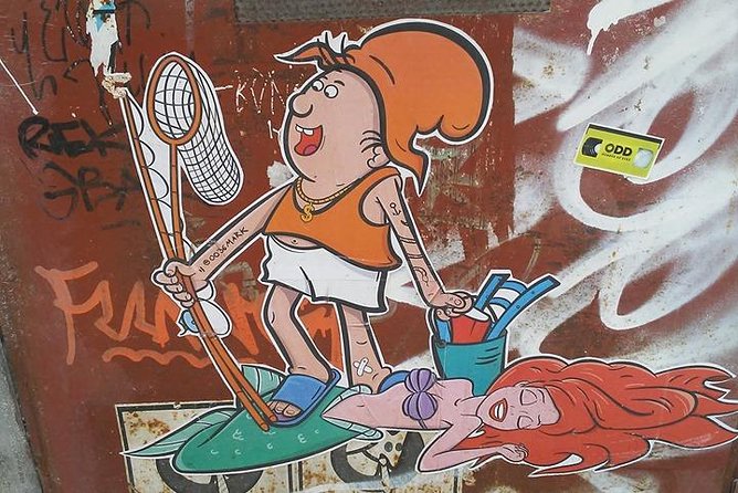 Alternative Street Art Free Walking Tour of Budapest - Price and value: why a low booking fee can still feel real