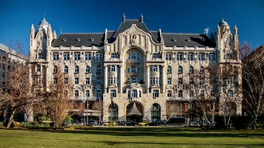 Art Nouveau Tour in Budapest: 3-Hour Private Tour - Secession (Szecesszió), Hungarian Style Choices, and the Meaning of the Movement