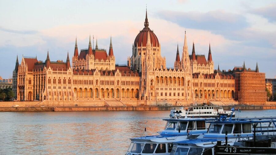 Best of Budapest: Private Walking Tour with a Local - Getting Your Bearings at Heroes Square