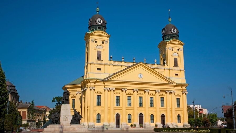Best of Debrecen: Private Walking Tour with a Local - Nagyerdő Park, Fountains, and the Water Tower Landmark