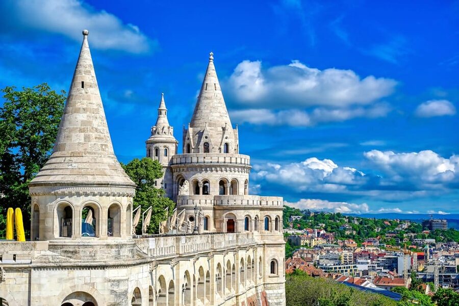 Buda Castle District and Matthias Church Private Tour - Fisherman’s Bastion: get the views, then use the tips