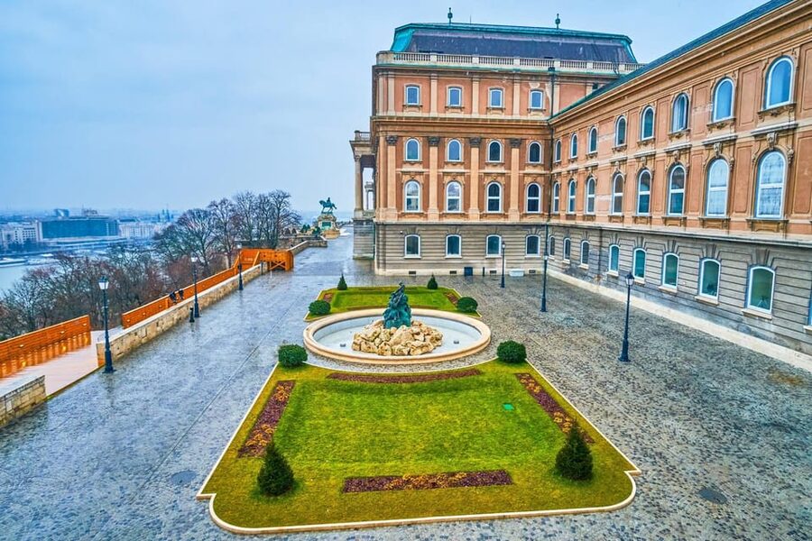 Buda Castle District and Matthias Church Private Tour - What makes this private tour feel worth $144 per person
