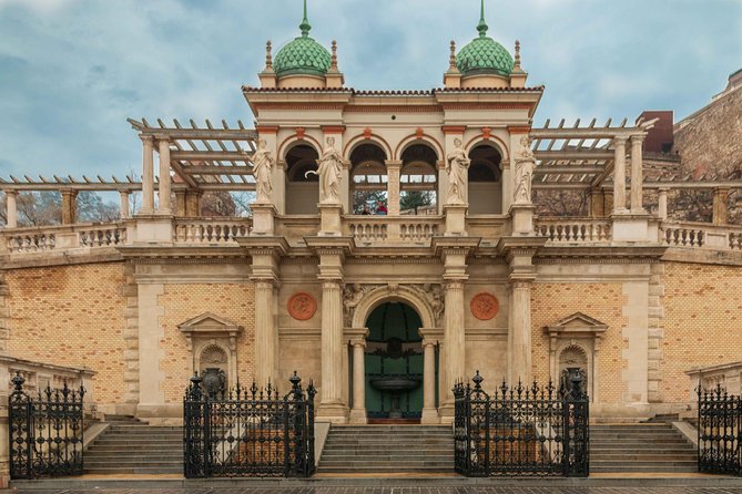 Buda Castle Quarter Walking Tour - What This Buda Castle Quarter Tour Is Really Good At