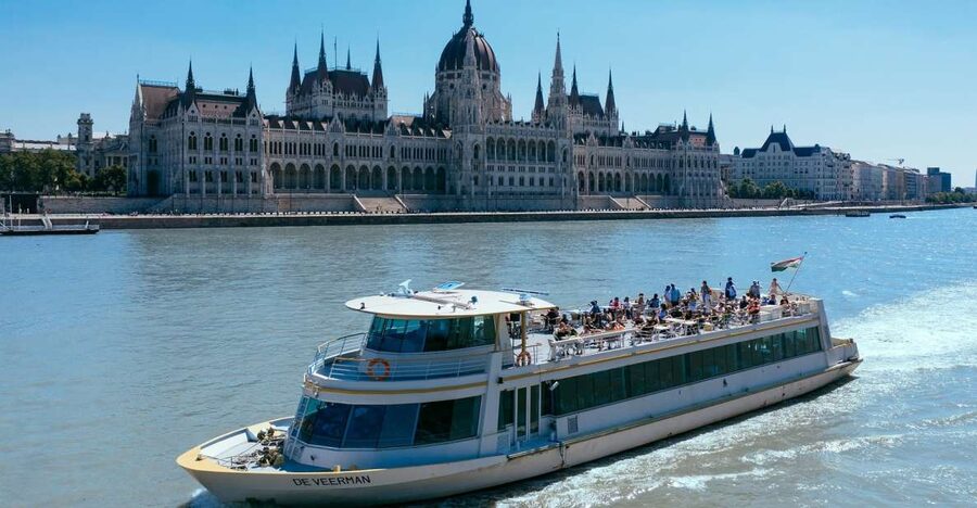 Budapest: 1-hour Sightseeing Danube River Cruise - Price and value: why this is a good deal for many plans
