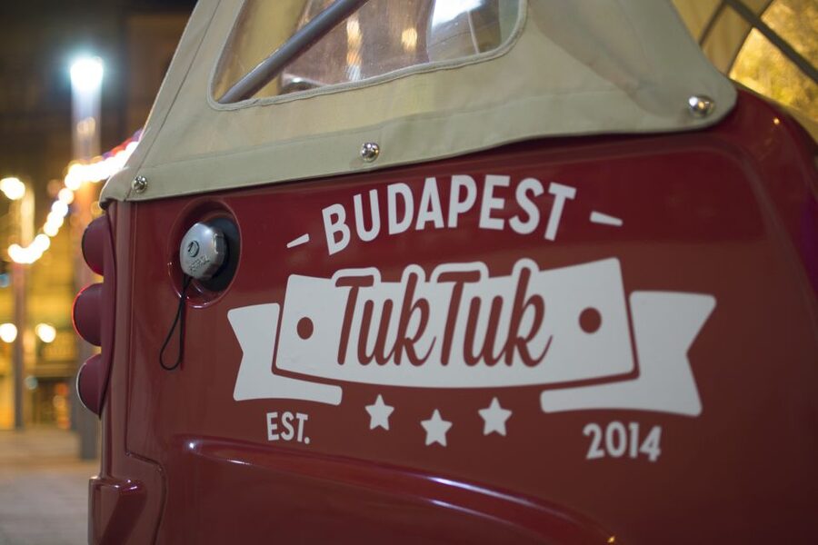 Budapest: 2-Hour Private TukTuk Tour - Getting on board: the PIAGGIO ride and your hotel pickup