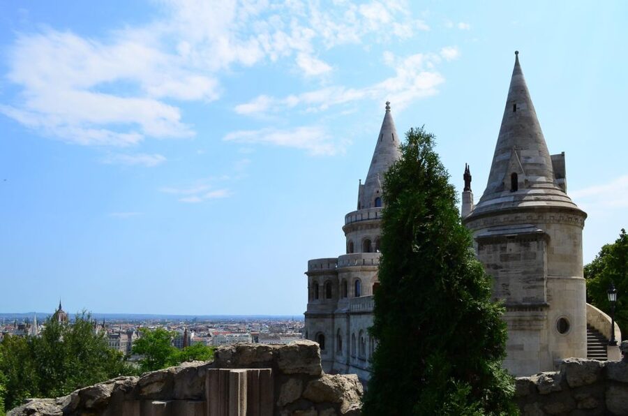 Budapest: 3-Hour Grand City Tour and Castle Walk - Matthias Church Exteriors: Nice Bonus, Even If You Don’t Go Inside