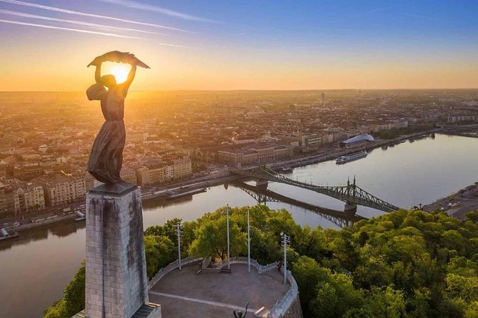 Budapest: 3-Hour Live-guided Bus Tour and 1-hour River Cruise - Fisherman’s Bastion viewpoints: the terrace views you came for