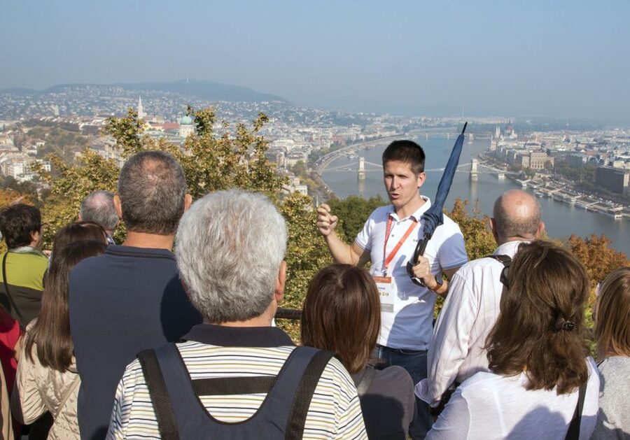 Budapest: 3-Hour Trabant Sightseeing Tour - Optional Airport Transfer in a Trabant
