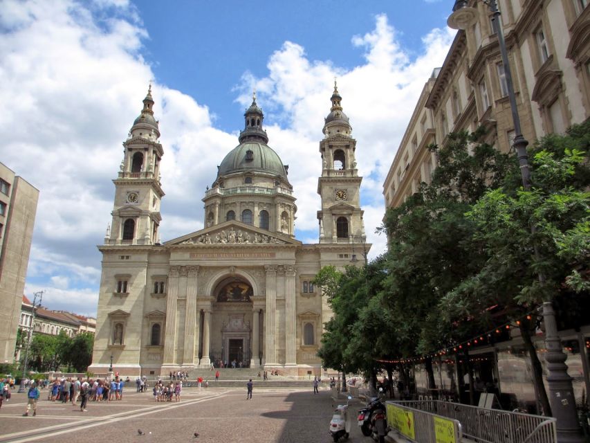 Budapest: 3-Hour Walking Tour of Pest with a Historian - St. Stephen’s Basilica: ticket included, and the reason it’s more than a photo stop