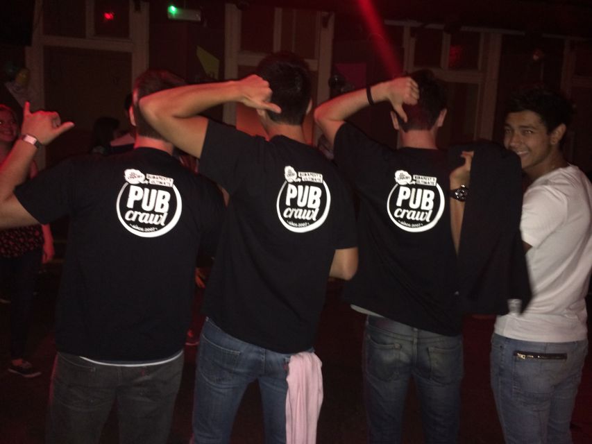 Budapest: 5-Hour Pub Crawl through Ruin Bars - Ruin Bars Are the Perfect Setting for a 5-Hour Crawl