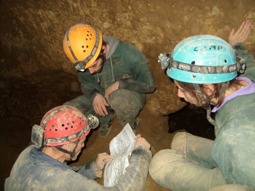 Budapest: Adventure Caving Tour with Guide - Gear and the 10°C cave reality check