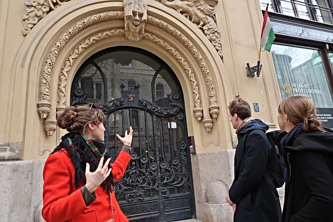 Budapest Art Nouveau Walking Tour - Bedö House, where the style starts to feel personal