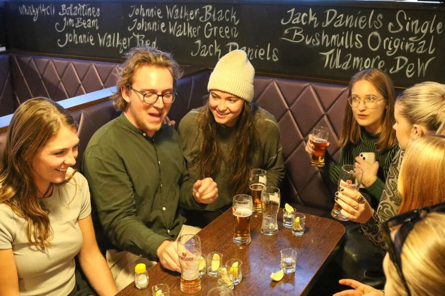 Budapest: Bar Crawl Tour with Local Drinks - Budapest bar crawl value: what $44 buys you