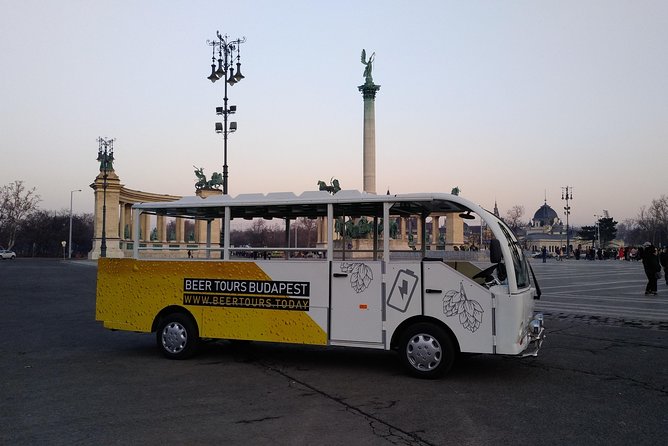 Budapest BeerBus Tour 60 Minutes Private Experience - The landmark loop, stop by stop, what you’ll actually notice