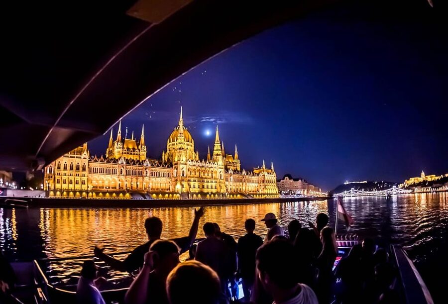 Budapest: Boat Party with option of Unlimited Drinks - Weather and timing: how to plan around real Budapest evenings