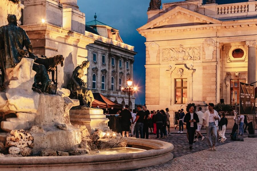 Budapest: Buda Castle District Vampires and Myths Night Tour - Prince Eugene, King Matthias, and the Story Stops You Can Actually See