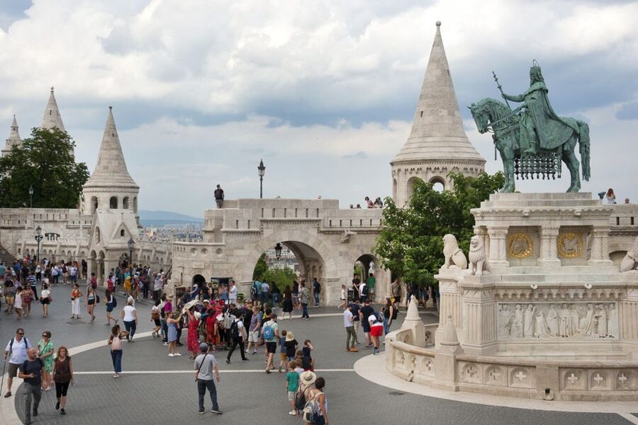Budapest: Buda Castle District Walking Tour - Holy Trinity Statue and Matthias Church Exterior, Plus the Timing Reality Check
