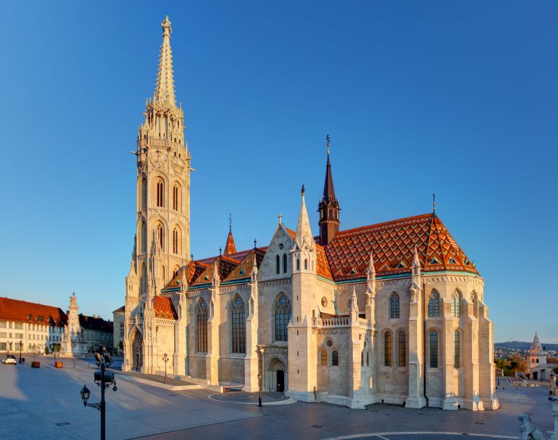 Budapest: Buda Walking Tour - Meeting at Matthias Church, Holy Trinity Column, and Finding Your Group
