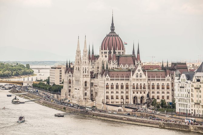 Budapest Castle Walk - Getting oriented on the hill: start time, shoes, and pace