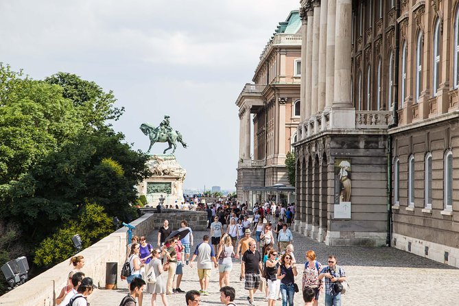 Budapest Castle Walk - The WWII bunker stop: when the tour turns serious
