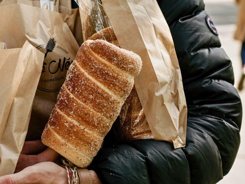 Budapest: Chimney Cake Workshop in City Park - Finding Kató Néni Finomságai and Starting in the Right Spot