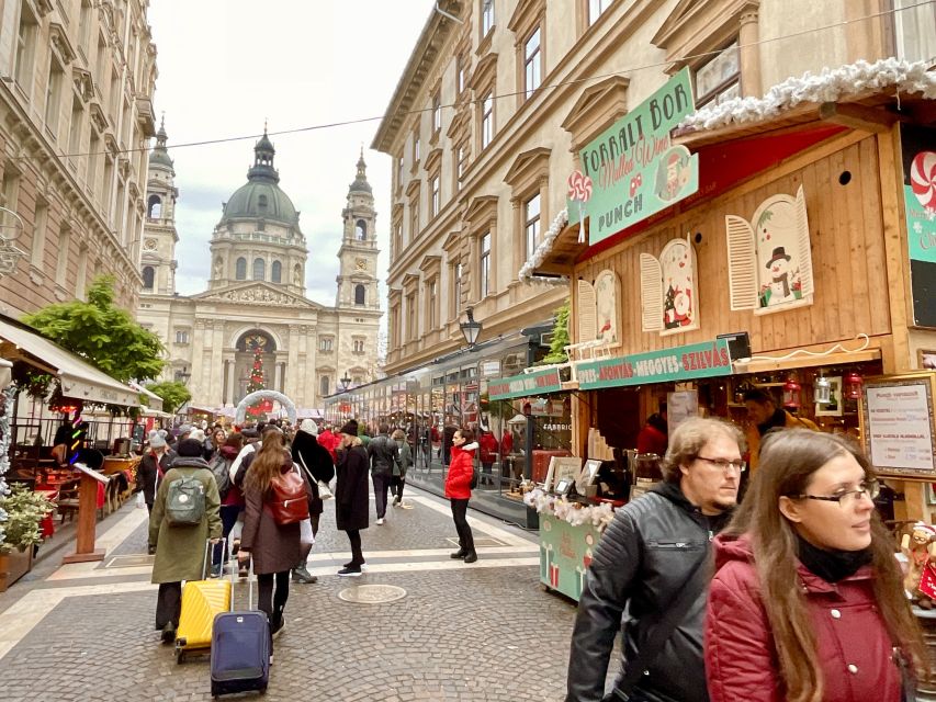 Budapest: Christmas Market Guided Walking Tour with Tastings - A historical coffee-house stop to close out the experience
