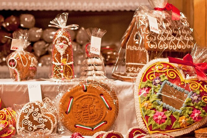 Budapest Christmas Market Tour with Basilica visit & Chimney cake - St Stephen’s Basilica: inside the church and the facade light show