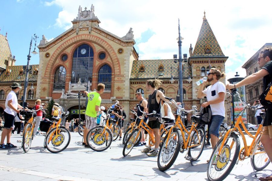 Budapest: City Bike Tour with Coffee Stop - Grand Market Hall Stops and the Finish Back on Andrássy