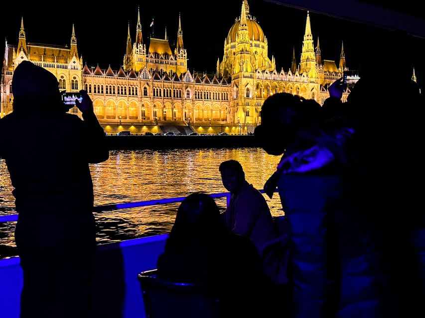 Budapest: City Highlights Cruise with Welcome Drink - The One-Hour Route: What You See From Dock 42