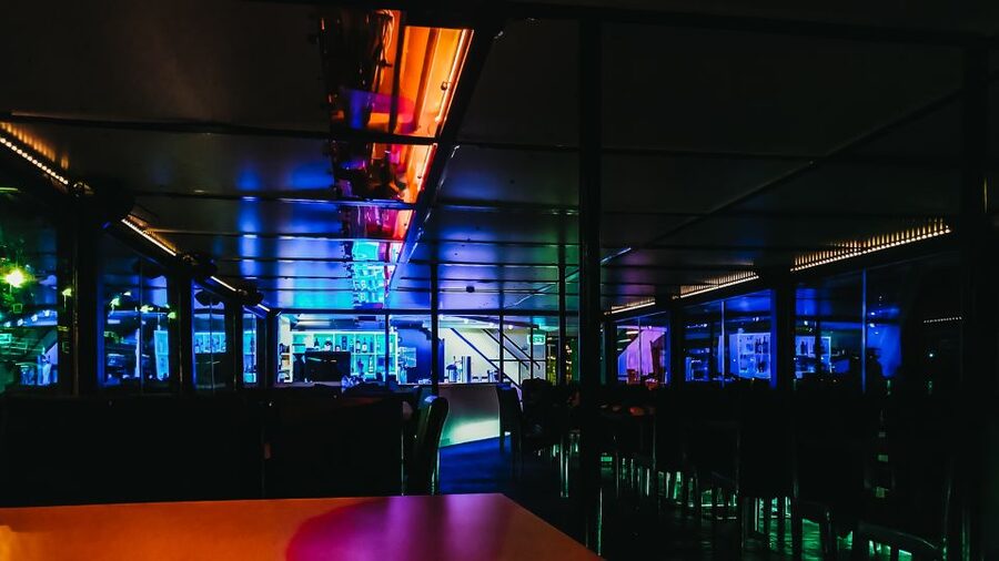 Budapest: City Highlights Cruise with Welcome Drink - Buda Castle And Várkert Bazár: The Castle District Looks Bigger From Here