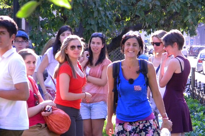 Budapest City Landmarks Walking Tour in 2 Hours - The Little Princess wish, Vigadó Square music legends, and the Chain Bridge story