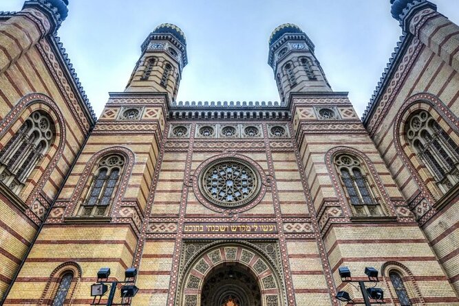 Budapest City Walk in Jewish Quarter - Why the Jewish Quarter walk makes sense in Pest’s 7th district