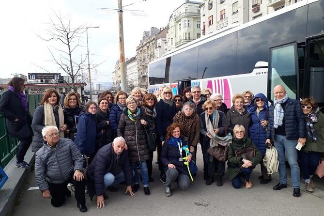Budapest classic tour - St. Stephen’s Basilica and Matthias Church: deciding how deep to go