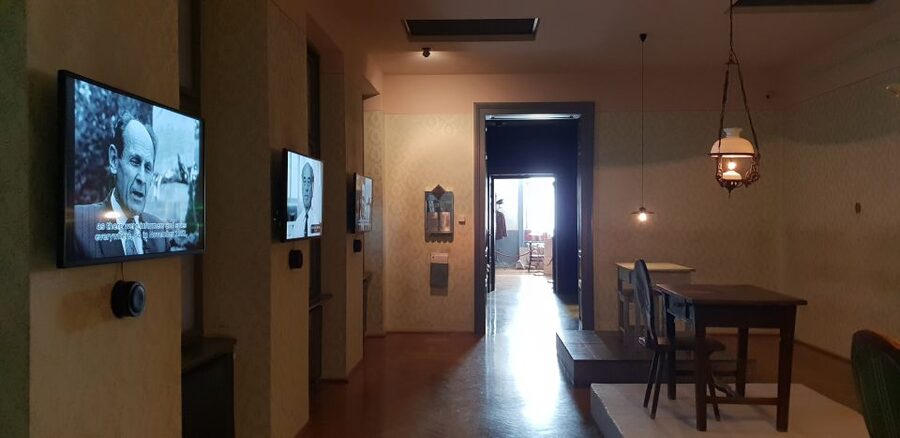 Budapest: Communist History Tour with House of Terror Option - Should you book this tour?