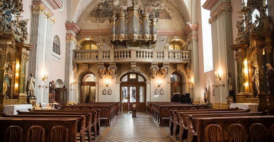 Budapest: Concert on the Oldest Working Organ in the City - Where the concert starts, and how to find the white church fast