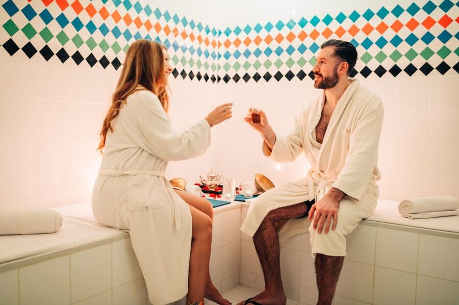 Budapest: Couple Holistic Swedish Massage with Jacuzzi Time - The Real Value: 4 Hours of Bath Entry After Your Treatment