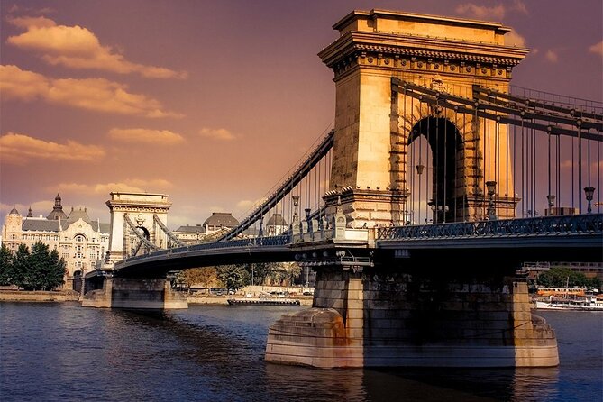 Budapest Danube 1 Hour Sunset or Night Cruise with Audio Guide - Boat Comfort, Crowds, and Photo Windows: What to Expect