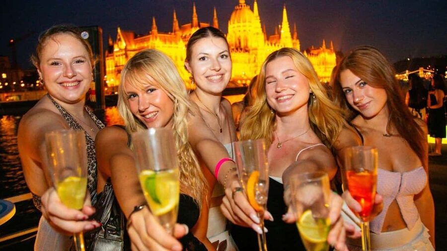 Budapest: Danube Beat Party Cruise with Drink Packages - Price and value: how $32 can stretch into a full night