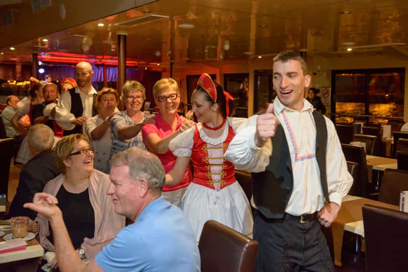 Budapest: Danube Cruise with Folk Dancing and Drinks - Why this Budapest Danube night cruise feels different