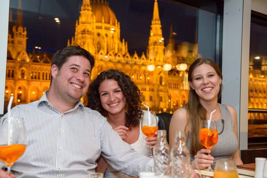 Budapest: Danube Drink and Piano Show - Should You Book the Budapest Danube Drink and Piano Show?
