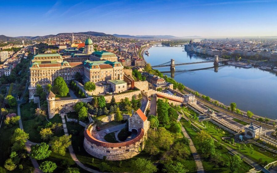 Budapest: Day or Night River Cruise on Panoramic Boat - Why this one-hour Danube cruise is a smart use of time