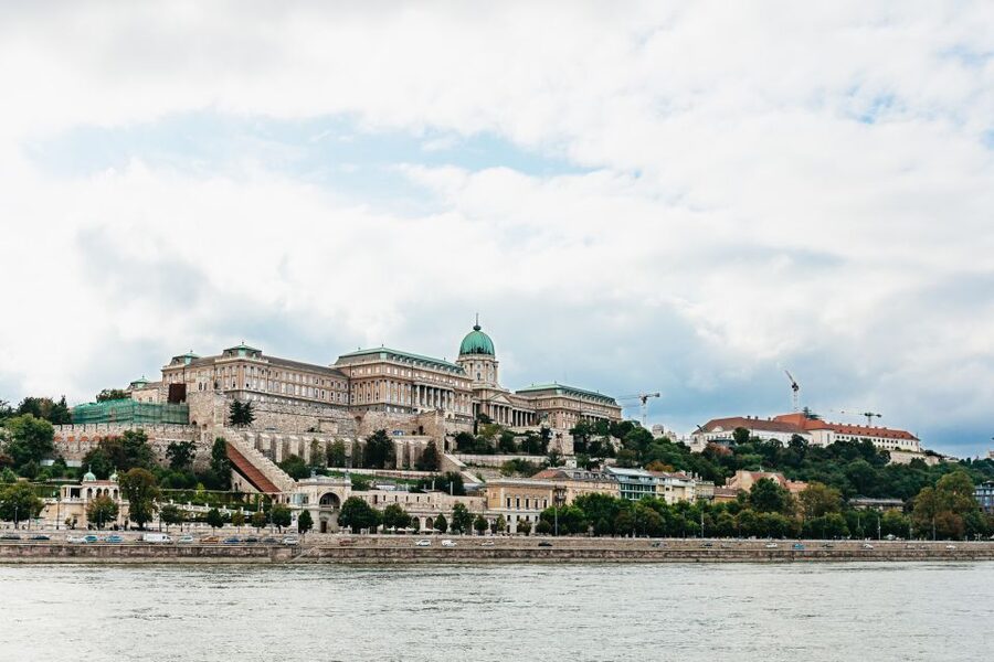 Budapest: Downtown Budapest Cocktail Cruise - Practical stuff that keeps the night smooth